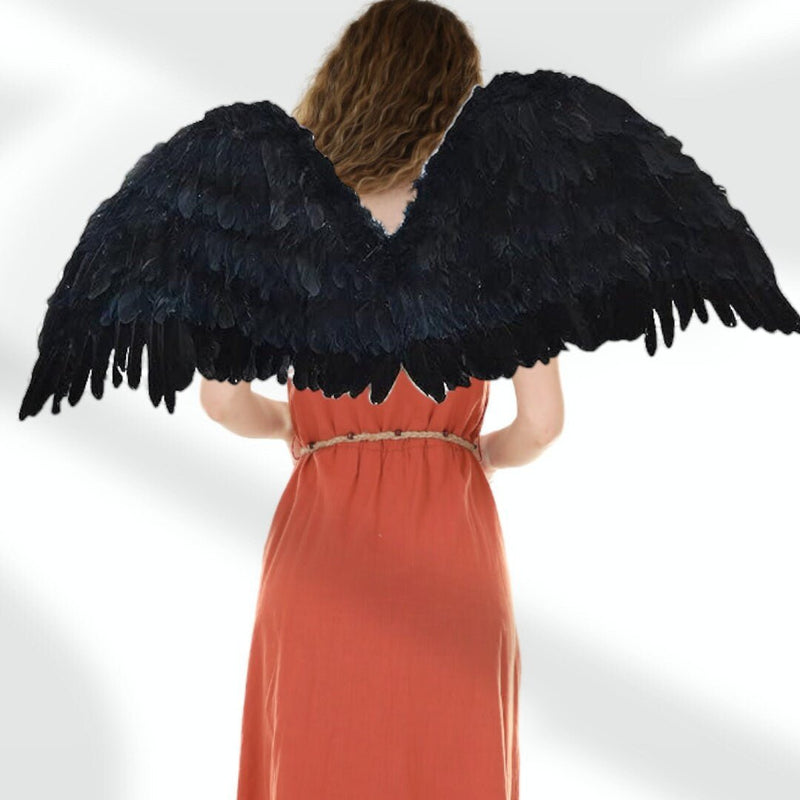 Alas de ángel de hada grandes de plumas negras de 47x17 pulgadas con halo gratis para alas de disfraz de Halloween hombres mujeres adultos L XXL - SACASUSA