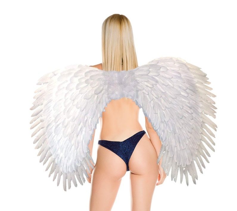 Alas de ángel de plumas negras enormes XXL de 36x27 pulgadas con Halo gratis para hombres y mujeres, fiesta de disfraces de Halloween en rojo y blanco - SACASUSA